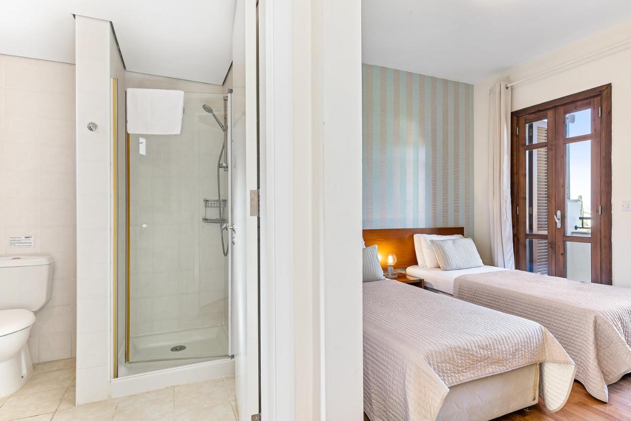 2 Bedroom Apartment Assia With Communal Pool, Aphrodite Hills Resort Kouklia Buitenkant foto